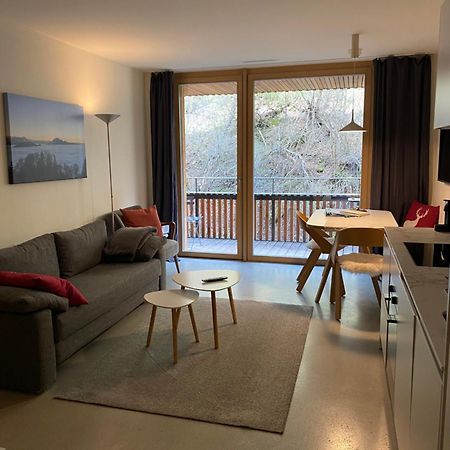 Stilvolle Ferienwohnung Direkt An Der Skipiste Flims Eksteriør bilde