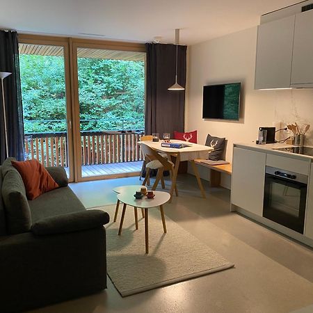 Stilvolle Ferienwohnung Direkt An Der Skipiste Flims Eksteriør bilde